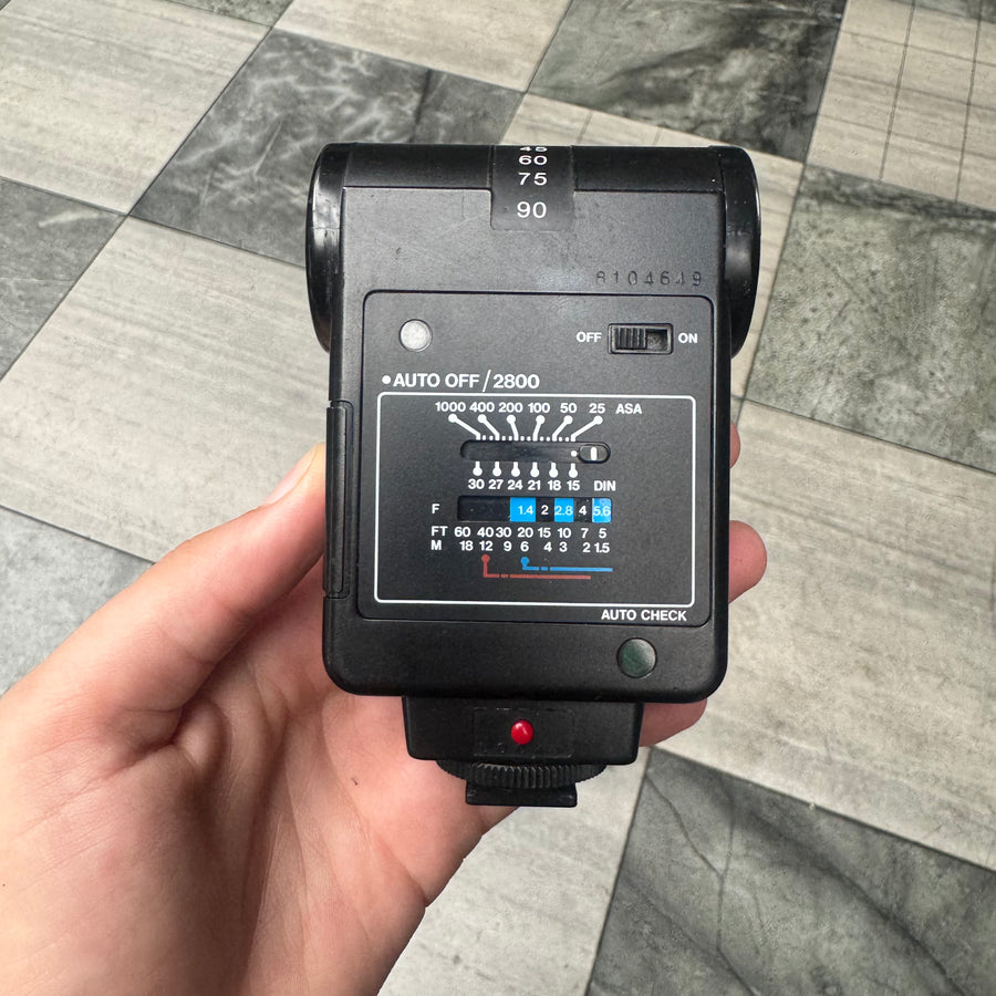 Vivitar Auto Thyristor 2800 Flash