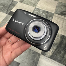 Load image into Gallery viewer, Panasonic Lumix DMC-S2