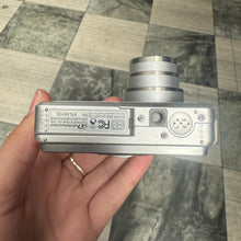 Load image into Gallery viewer, Fujifilm FinePix V10