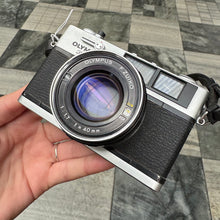Load image into Gallery viewer, Olympus 35 DC