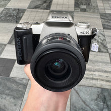 Load image into Gallery viewer, Pentax MZ-50
