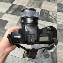Load image into Gallery viewer, Minolta Dynax 7xi