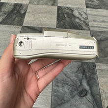 Load image into Gallery viewer, Olympus mju Zoom 105