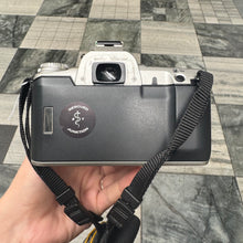 Load image into Gallery viewer, Pentax MZ-50