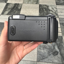 Load image into Gallery viewer, Olympus Superzoom 70