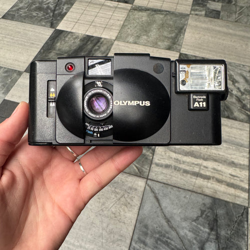 Olympus XA2