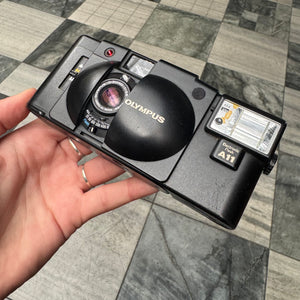 Olympus XA2