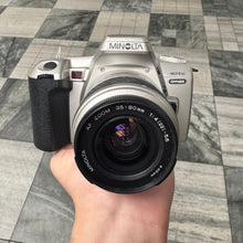 Load image into Gallery viewer, Minolta Dynax 404si