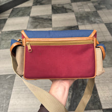 Load image into Gallery viewer, Vintage Camera Bag