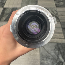 Load image into Gallery viewer, Olympus OM-System E.Zuiko Auto-T 200mm f/4 Lens