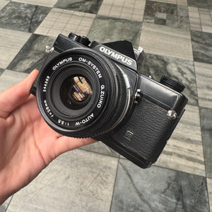 Olympus OM-1