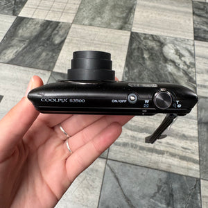 Nikon Coolpix S3500