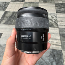 Load image into Gallery viewer, Minolta AF Zoom XI 28-105mm f/3.5(22)-4.5 Lens