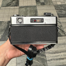 Load image into Gallery viewer, Yashica Electro 35 GSN