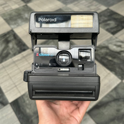 Polaroid 636 Close-Up