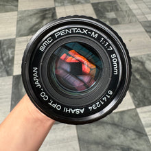 Load image into Gallery viewer, SMC Pentax-M 50mm f/1.7 Lens