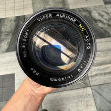 Load image into Gallery viewer, Super Albinar MC Auto 135mm f/2.8 Lens