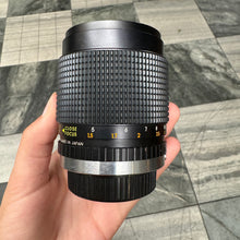 Load image into Gallery viewer, Super Albinar MC Auto 135mm f/2.8 Lens