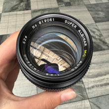 Load image into Gallery viewer, Super Albinar MC Auto 135mm f/2.8 Lens