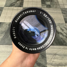 Load image into Gallery viewer, Super-Takumar 135mm f/3.5 Lens