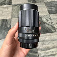 Load image into Gallery viewer, Super-Takumar 135mm f/3.5 Lens