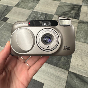 Minolta Riva Zoom 70W