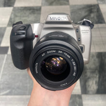 Load image into Gallery viewer, Minolta Dynax 500si