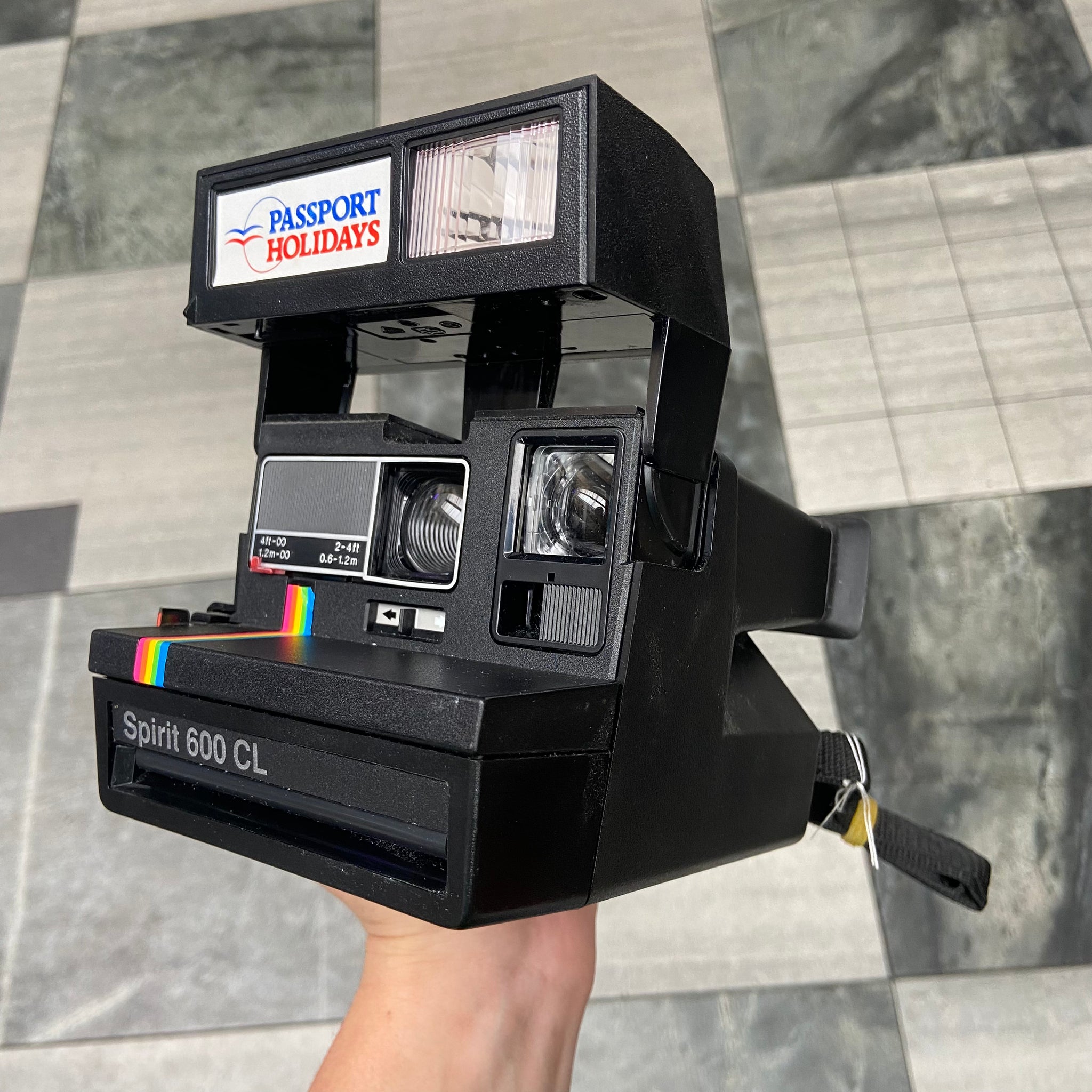 spirit 600 cl polaroid camera film