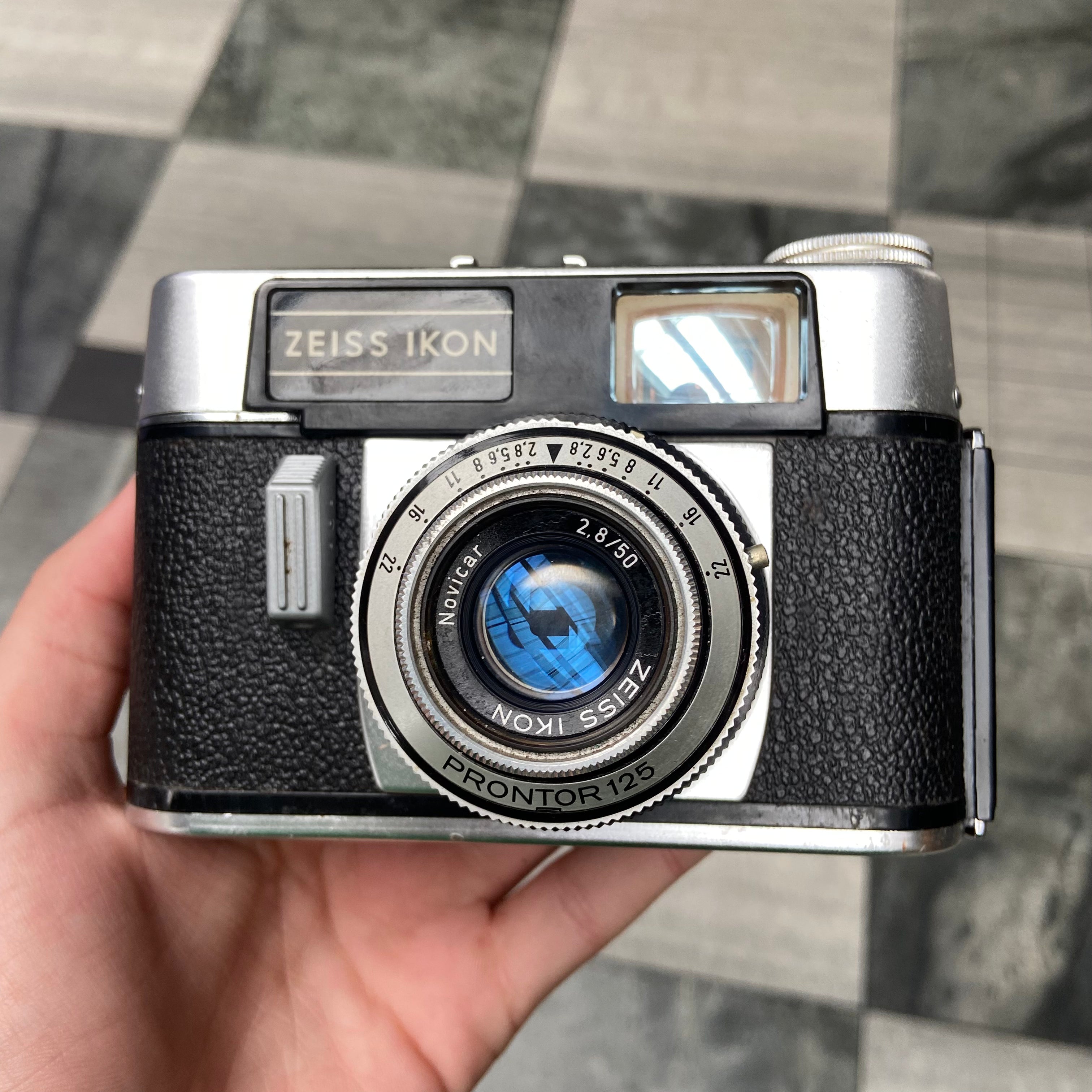 zeiss ikon colora