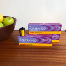 Load image into Gallery viewer, 5 x Pack - Kodak Portra 400 135-36 35mm - SAVE $15