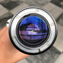 Load image into Gallery viewer, Zoom-Nikkor Auto 80-200mm f/4.5 lens