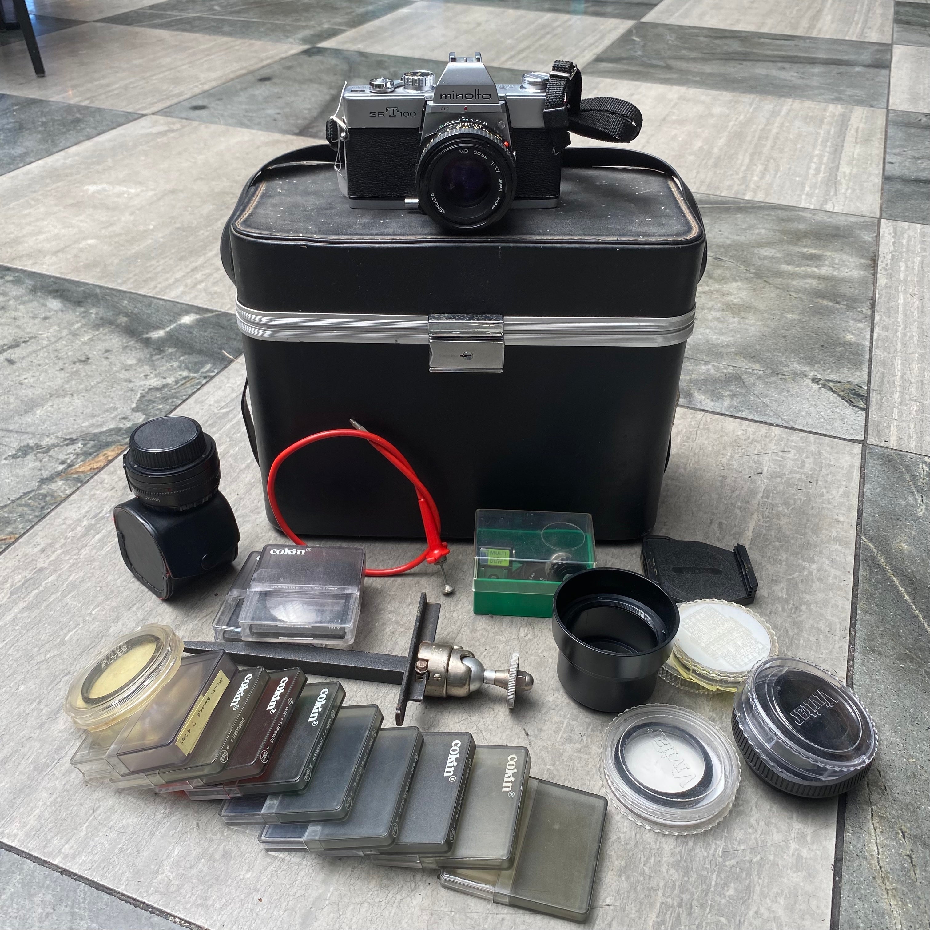 minolta srt 100 battery